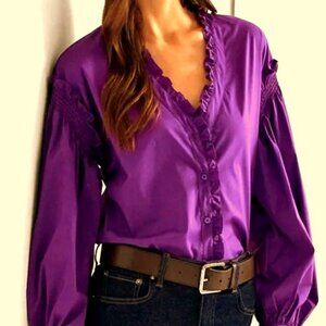 Stunning! Ralph Lauren button down/blouse new with tag! Size Small (SP)